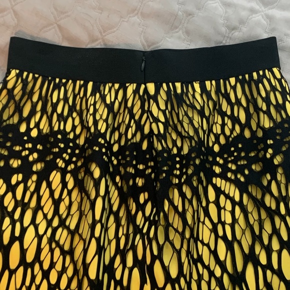 Skirt - Picture 3 of 3